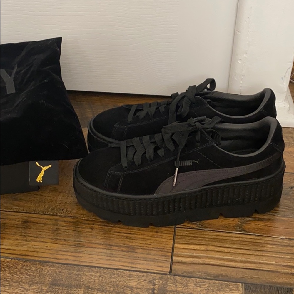 NWT Fenty PUMA Cleat Creepers